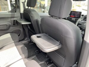 シトロエン ベルランゴ シャイン ディーゼルターボ 1オーナー ガラスルーフ AppleCarPlay